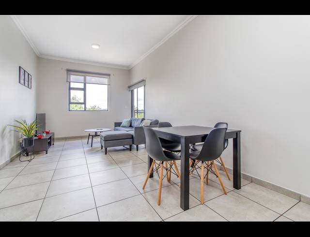 1 BEDROOM APARTMENT TO LET IN FERNDALE